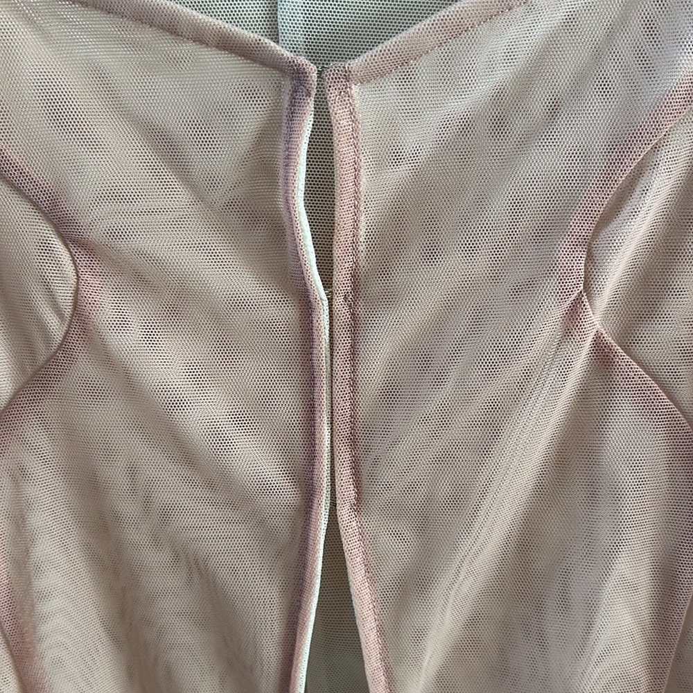 Kathryn Bowen Pulling Seamed Mesh Cardigan in Dusty Rose/Off White Size 6 - Picture 9 of 16